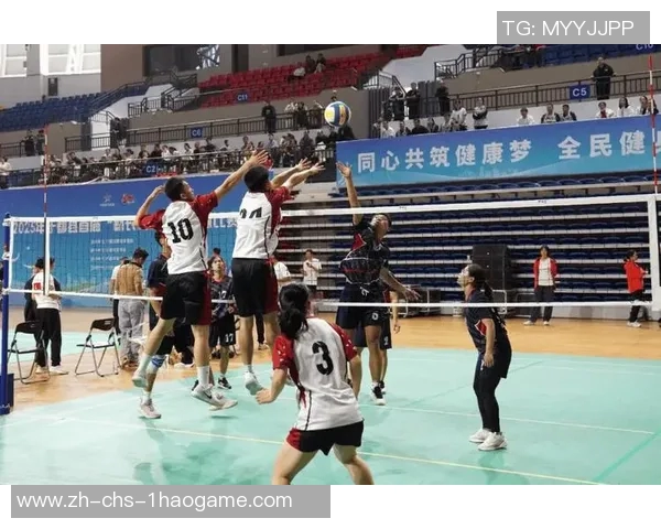 中国与美国排球对决精彩视频回顾展现两国运动员的巅峰对抗与激情时刻